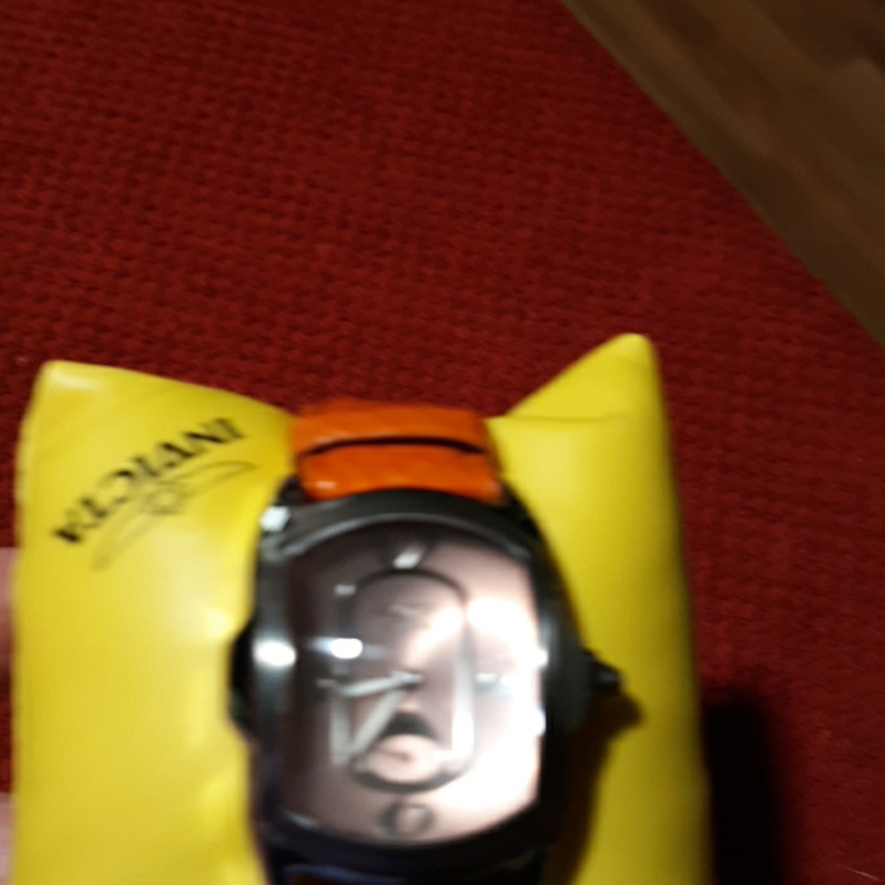 Watch - Picture 6 of 8